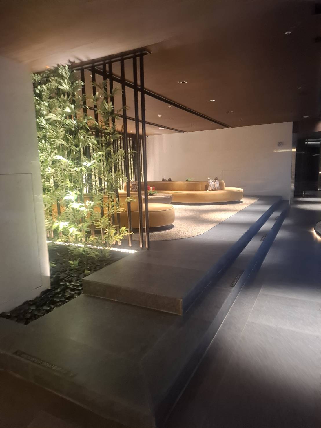 漢來日月行館